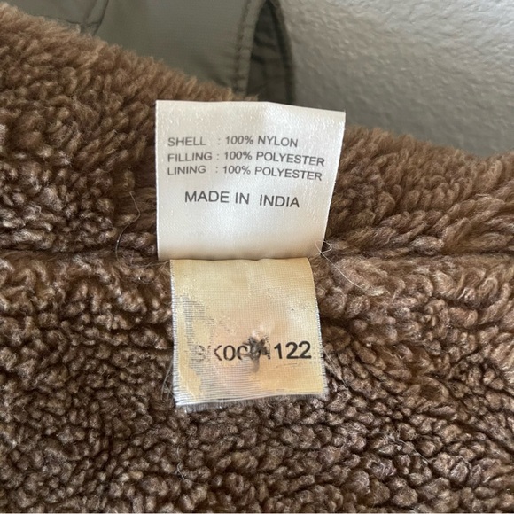 Lure Jeans Co. green bomber jacket with brown faux fur lining - Picture 10 of 13